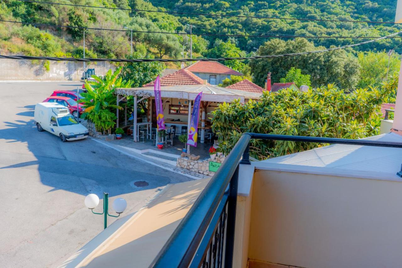 Valsamis Villa Apartments Poros  Екстериор снимка