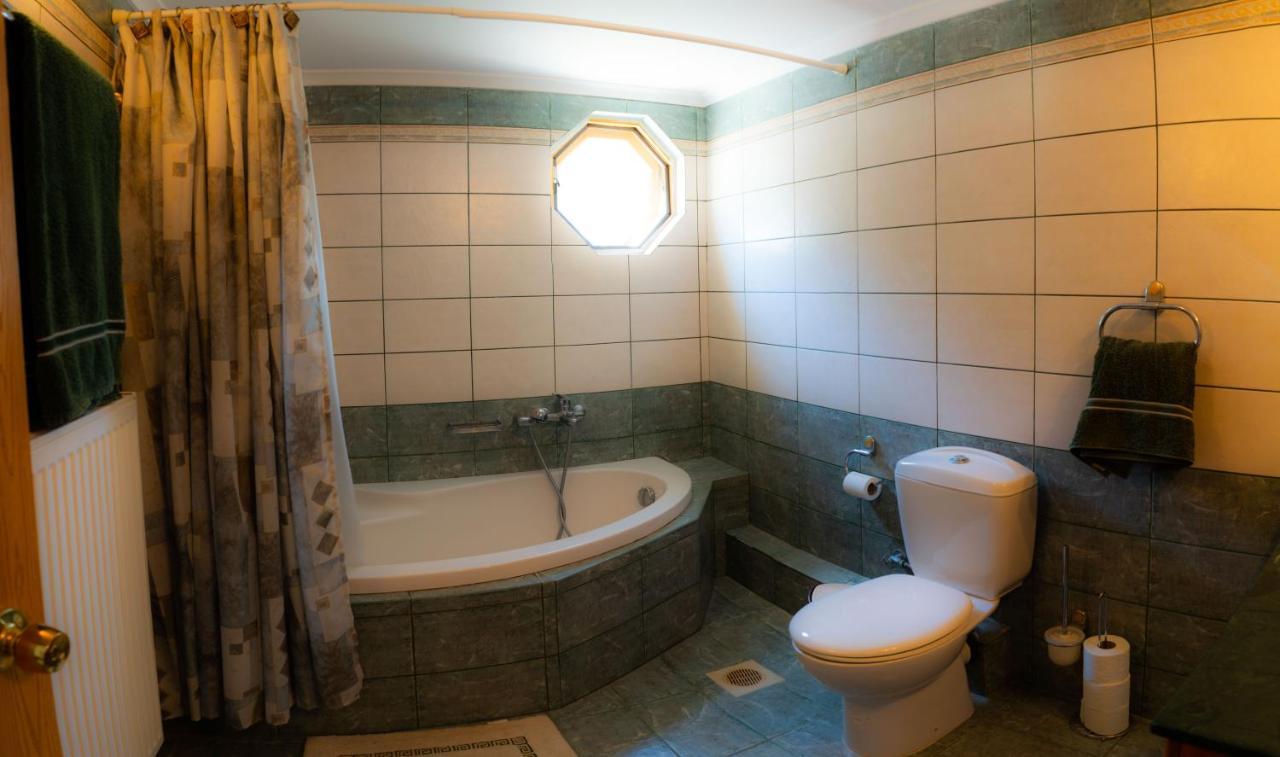 Valsamis Villa Apartments Poros  Екстериор снимка
