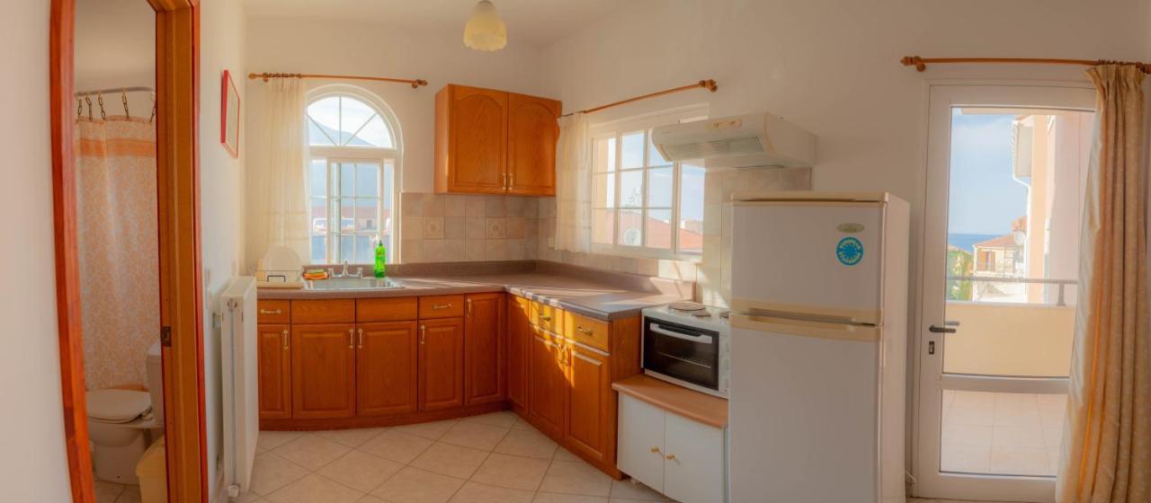 Valsamis Villa Apartments Poros  Екстериор снимка