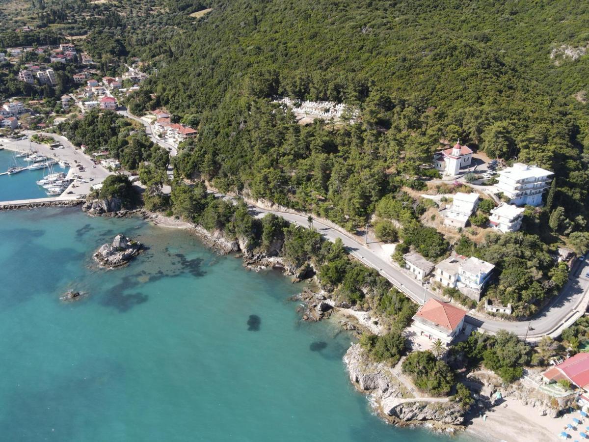 Valsamis Villa Apartments Poros  Екстериор снимка